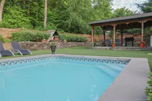 5012 Albany Post, Staatsburg, NY 12580 - Photo 3