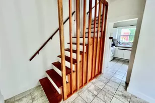 87 S Kensico Ave, Valhalla, NY 10595 - Photo 3