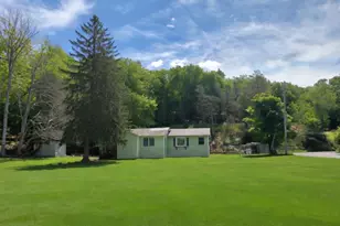 185 Oxford Rd, Chester, NY 10918 - Photo 3