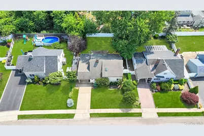 21 Horn Lane, Levittown, NY 11756 - Photo 33