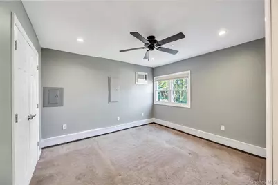 21 Horn Lane, Levittown, NY 11756 - Photo 19