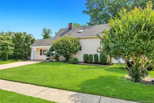21 Horn Ln, Levittown, NY 11756 - Photo 3