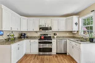 330 Harrison Ave, Miller Place, NY 11764 - Photo 13