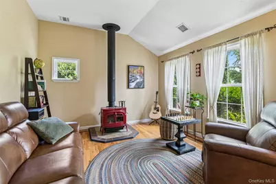 330 Harrison Avenue, Miller Place, NY 11764 - Photo 7