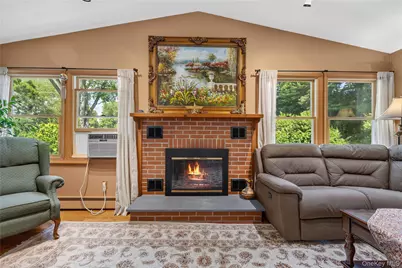 9 Cross Lane, Cortlandt Manor, NY 10567 - Photo 3