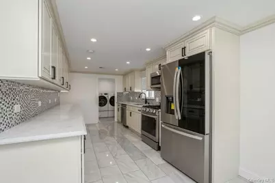 66 Wicks Path, Commack, NY 11725 - Photo 9