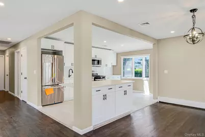 14 Stanley Place, Hauppauge, NY 11788 - Photo 21