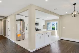 14 Stanley Pl, Hauppauge, NY 11788 - Photo 21