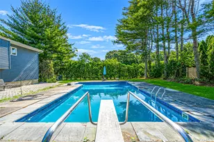 14 Stanley Pl, Hauppauge, NY 11788 - Photo 11
