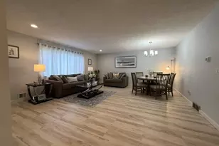 4205 Fox Ln, Poughkeepsie, NY 12603 - Photo 3