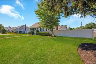 200 4th Ave, East Northport, NY 11731 - Photo 3