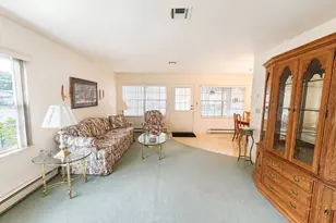 258 Newcastle Ct, Ridge, NY 11961 - Photo 17