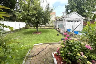 36 Earle Pl, New Rochelle, NY 10801 - Photo 33