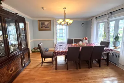 36 Earle Place, New Rochelle, NY 10801 - Photo 7