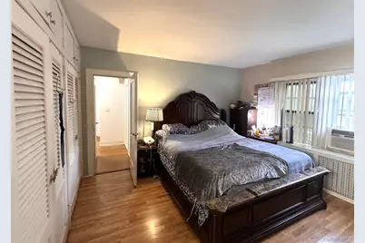 36 Earle Place, New Rochelle, NY 10801 - Photo 19