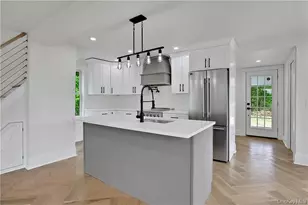 386 Lakeside Rd, Newburgh, NY 12550 - Photo 15