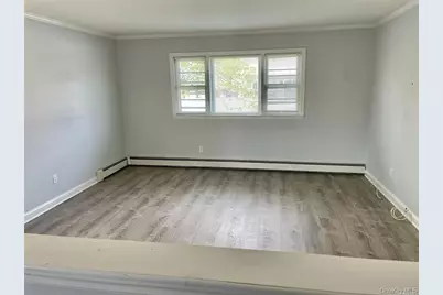 26 Lancaster Road #1st Floor, Island Park, NY 11558 - Photo 3