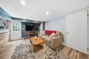 13 Brewster Dr, Middletown, NY 10940 - Photo 23