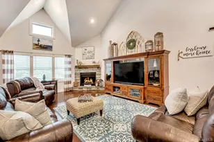 30 Island Blvd, Bohemia, NY 11716 - Photo 9