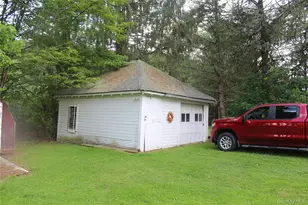 196 Rockland Rd, Roscoe, NY 12776 - Photo 11