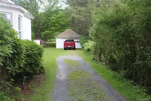 196 Rockland Rd, Roscoe, NY 12776 - Photo 9