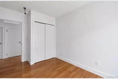 69-39 Elizabeth Avenue, Far Rockaway, NY 11692 - Photo 9