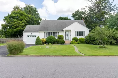 127 Suffolk Avenue, West Babylon, NY 11704 - Photo 31