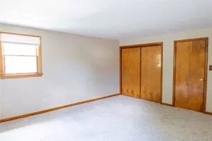 127 Suffolk Ave, West Babylon, NY 11704 - Photo 19