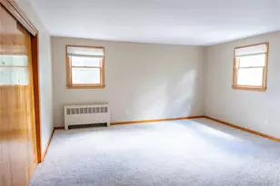 127 Suffolk Ave, West Babylon, NY 11704 - Photo 17