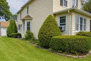 42 Whitney Ave, Syosset, NY 11791 - Photo 7