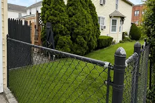 42 Whitney Ave, Syosset, NY 11791 - Photo 9