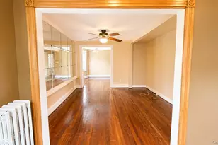 42 Whitney Ave, Syosset, NY 11791 - Photo 15
