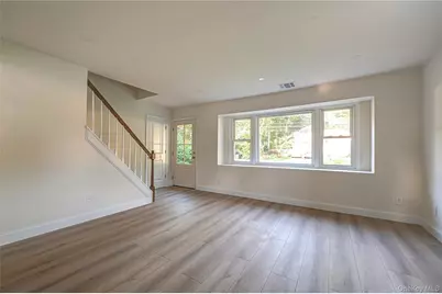 52 Summit Drive, Smithtown, NY 11787 - Photo 3