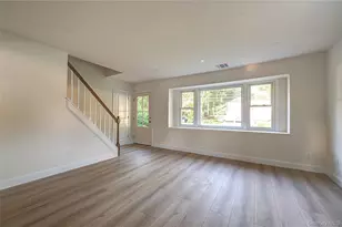 52 Summit Dr, Smithtown, NY 11787 - Photo 3