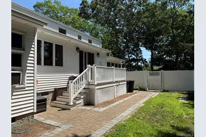 8 Woodbury Road, Farmingville, NY 11738 - Photo 5
