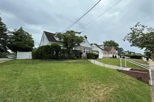 92 Melvin Ave, West Hempstead, NY 11552 - Photo 5