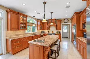 43 North Dr, Westbury, NY 11590 - Photo 13