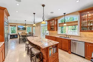 43 North Dr, Westbury, NY 11590 - Photo 15