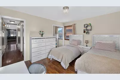 8470 159th Street, Jamaica, NY 11432 - Photo 19