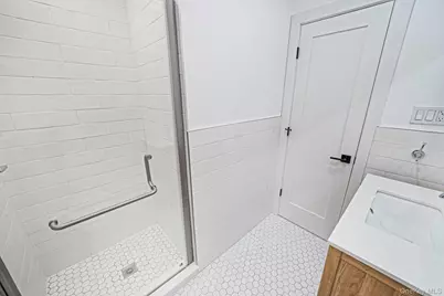 2386 New York Avenue #1, Huntington, NY 11746 - Photo 11