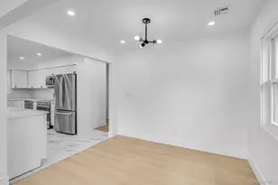 2386 New York Ave, Huntington, NY 11746 - Photo 3