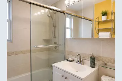 268-37 82nd Avenue #274A, New Hyde Park, NY 11040 - Photo 15