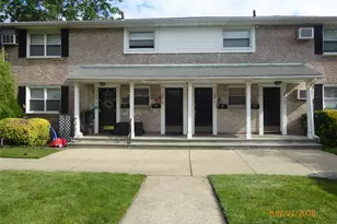 268-37 82nd Ave, New Hyde Park, NY 11040 - Photo 1