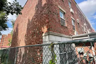 466 E 179th St, Bronx, NY 10457 - Photo 5
