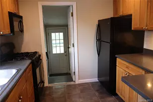 301 Foster Ave, Sayville, NY 11782 - Photo 11