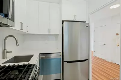 4705 Henry Hudson Parkway #15C, Bronx, NY 10471 - Photo 9