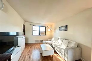 136-04 68th Dr, Flushing, NY 11367 - Photo 11