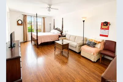 59-21 Calloway Street #4T, Corona, NY 11368 - Photo 3