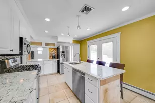 62 Oneida Ave, South Setauket, NY 11720 - Photo 11