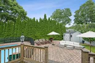 41 Homewood Dr, Hampton Bays, NY 11946 - Photo 15